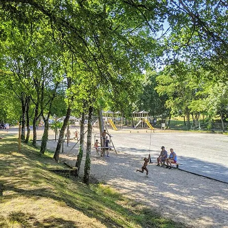 Campingplatz Mobil - 6 Pers. - Api-1-52-2127